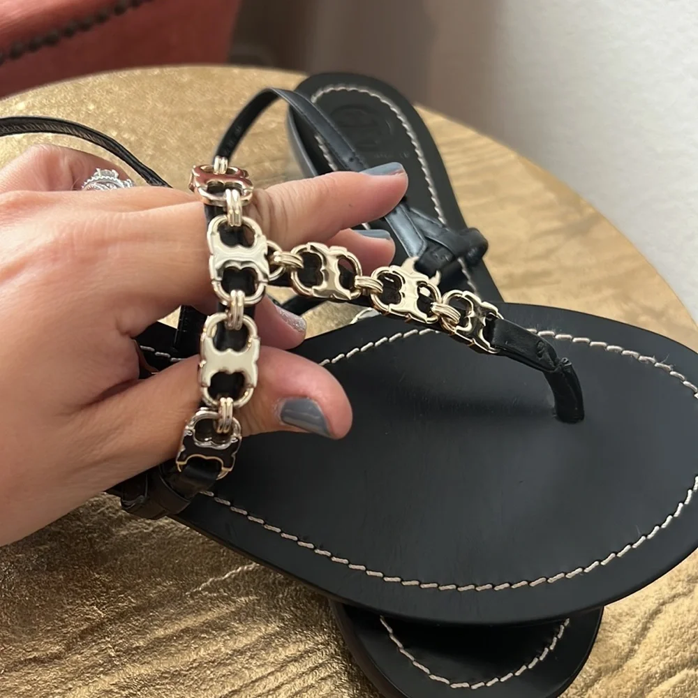 Tory Burch Gemini Link T-Strap
Leather Sandals Black/Gold SZ 8M - Picture 3 of 8